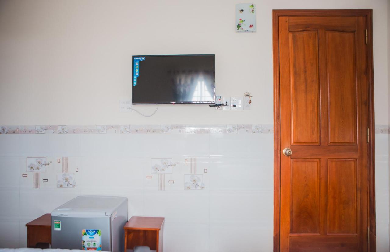 Trieu Hoang Hotel Quy Nhon Exterior photo